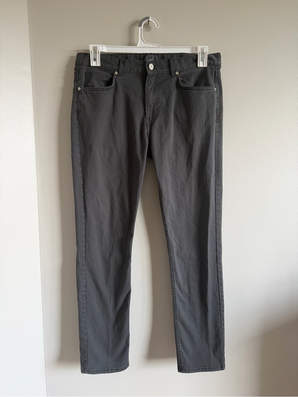 H&M Men's Charcoal Slim Fit Jeans